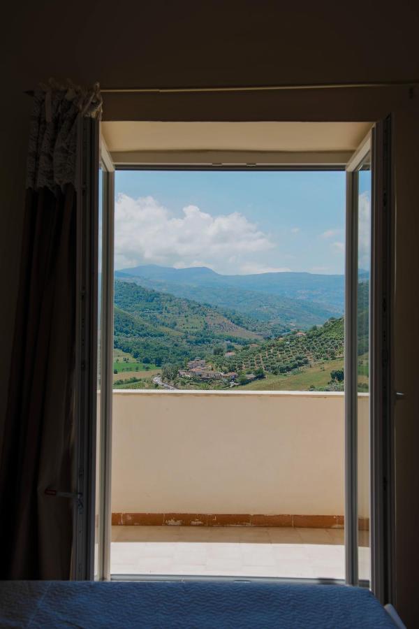 Il Panorama Housing Cilento Aparthotel Санта Мария ди Кастелабате Екстериор снимка