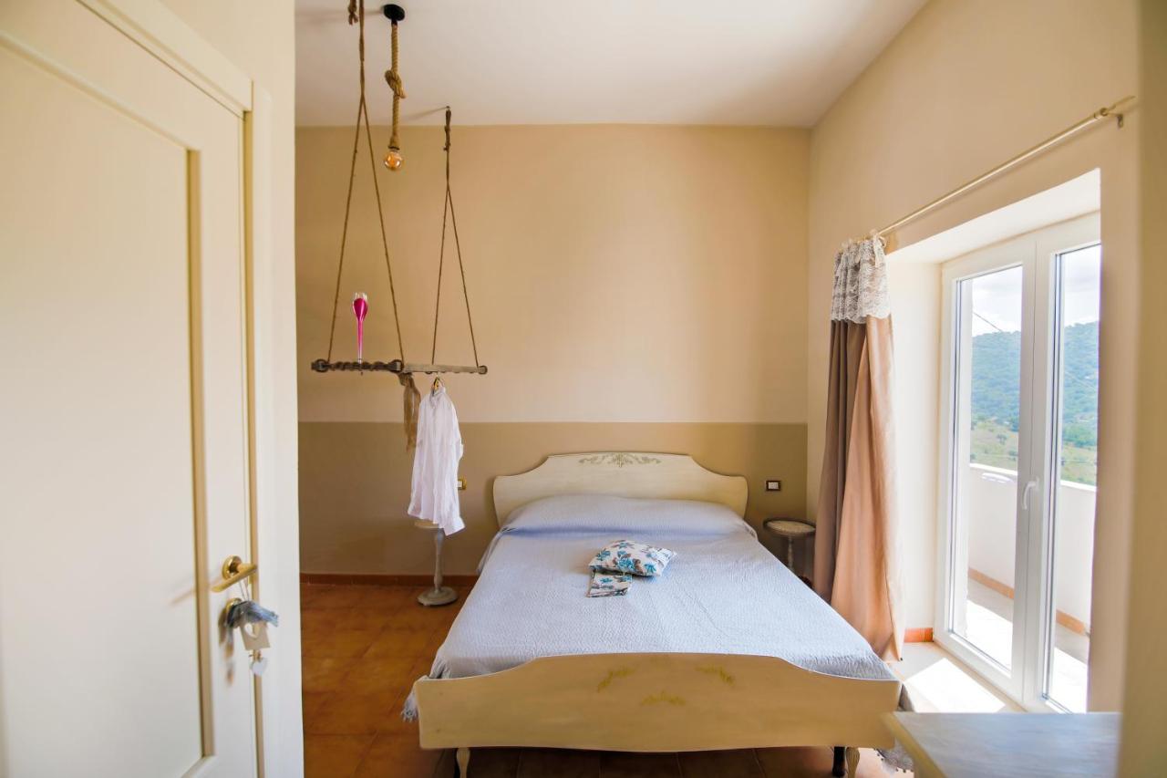 Il Panorama Housing Cilento Aparthotel Санта Мария ди Кастелабате Екстериор снимка