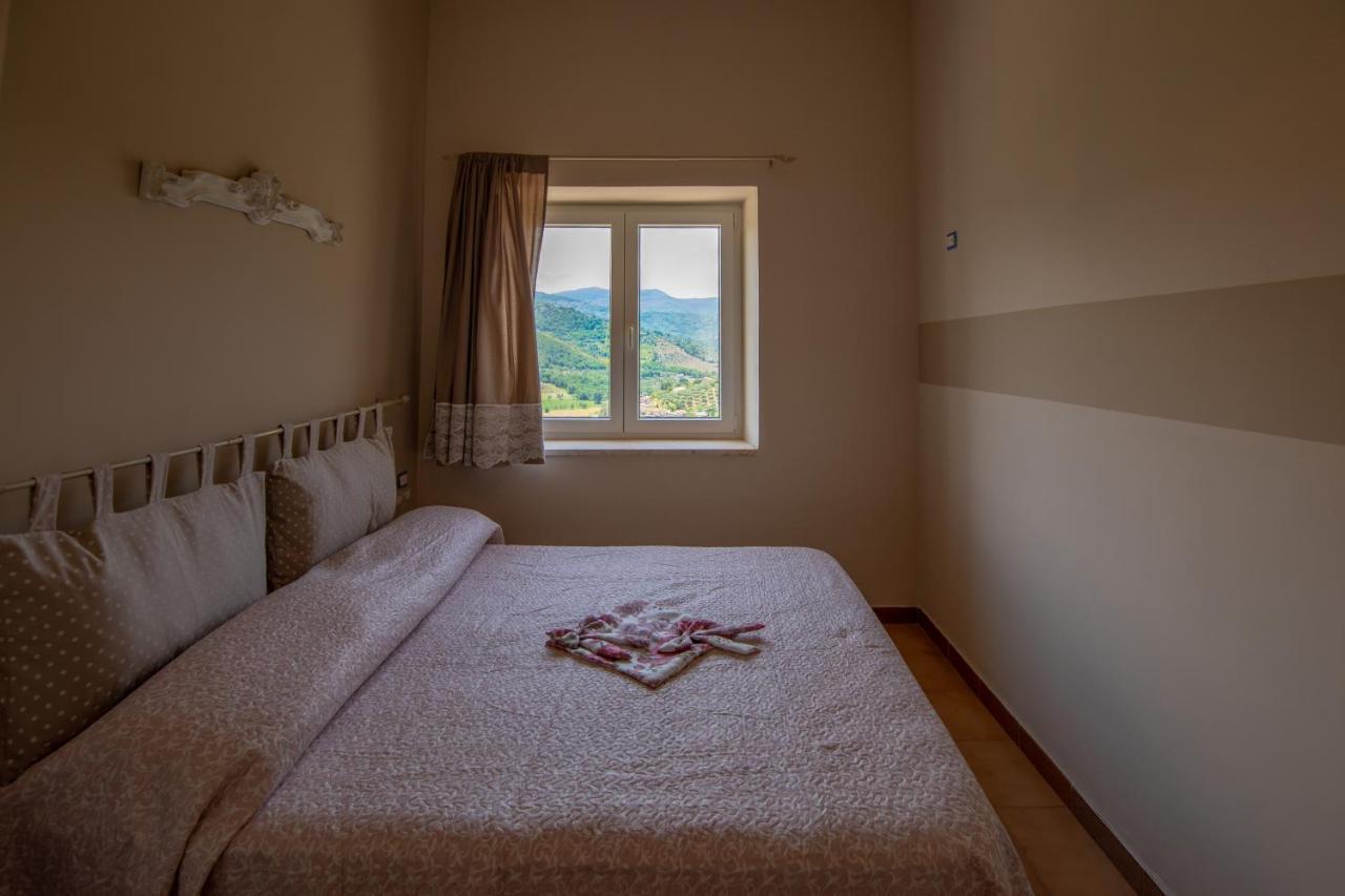 Il Panorama Housing Cilento Aparthotel Санта Мария ди Кастелабате Екстериор снимка