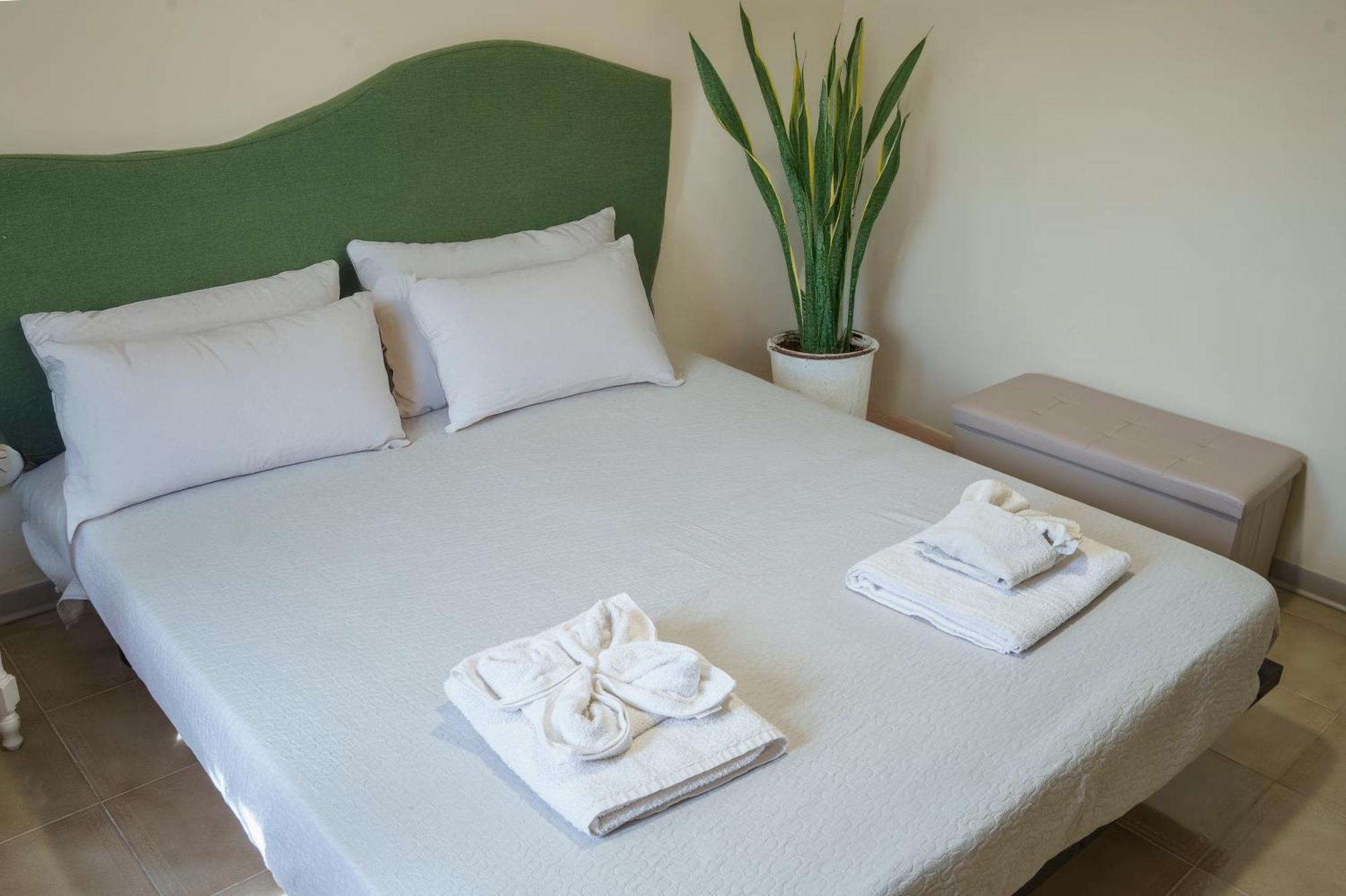 Il Panorama Housing Cilento Aparthotel Санта Мария ди Кастелабате Екстериор снимка
