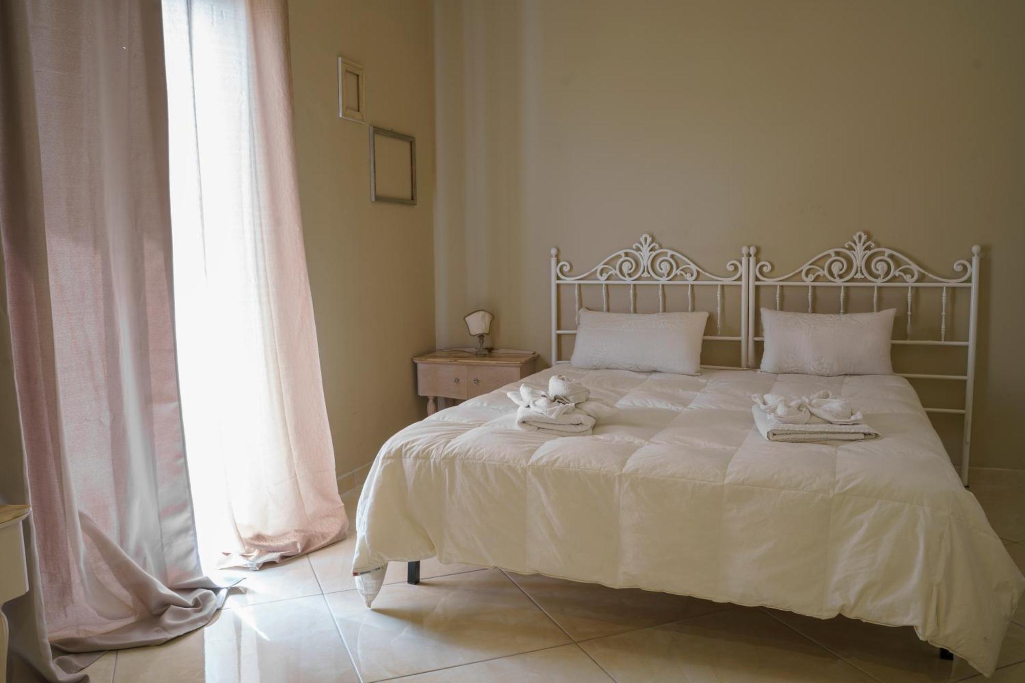 Il Panorama Housing Cilento Aparthotel Санта Мария ди Кастелабате Екстериор снимка